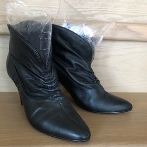 COLCCI Girls Black Leather Ankle Boots / Booties with Heel, Size 7 / 38 / 36
